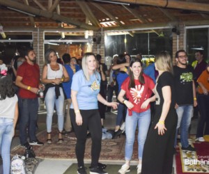 Luau Deus no Comando