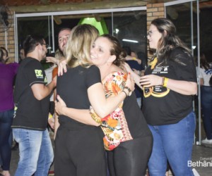 Luau Deus no Comando