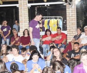 Luau Deus no Comando