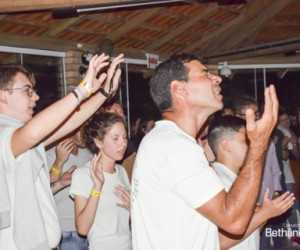Luau Deus no Comando