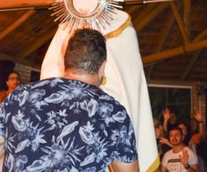 Luau Deus no Comando