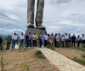 Inauguração estátua Padre Léo 