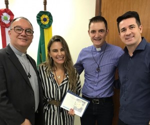 Entrega de convites - Governo do Estado de Santa Catarina