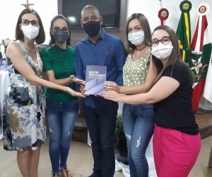 Lançamento do livro Baú de Boa Práticas