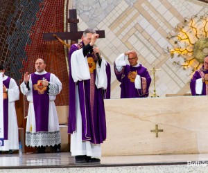 Santa Missa  com Pe. Marcelo Rossi  - Na Trilha da Cura