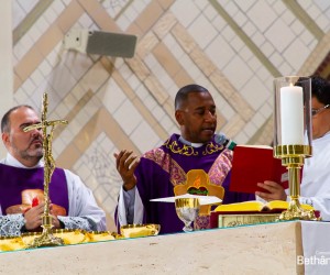 Santa Missa  com Pe. Marcelo Rossi  - Na Trilha da Cura