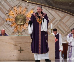 Santa Missa  com Pe. Marcelo Rossi  - Na Trilha da Cura