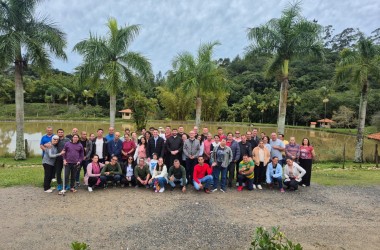 Comunidade Bethânia homenageia Padre Deivide, em almoço de despedida