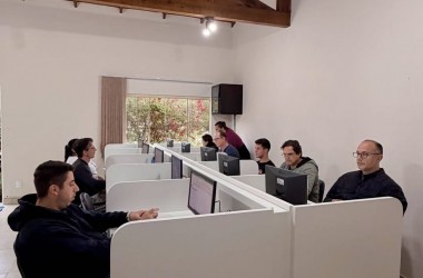 Curso de Informática amplia oportunidades de formação na Comunidade Bethânia