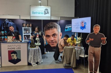 Comunidade Bethânia e Memorial Padre Léo encerram participação na ExpoCatólica 2026 com recorde de visitação e testemunhos de fé