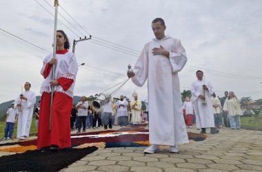Missa de Corpus Christi acontece nessa quinta-feira, 04, às 15h, na Comunidade Bethânia