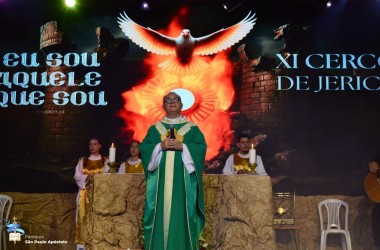 Padre Lúcio Tardivo participa do XI Cerco de Jericó na Paróquia São Paulo Apóstolo
