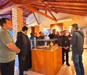 Missionários Orionitas visitam o Memorial Padre Léo durante Missão de Férias