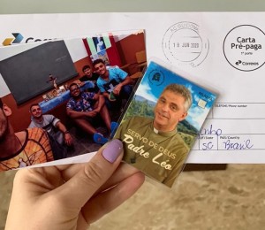 Instituto Padre Léo recebe solicitações de relíquias via cartas