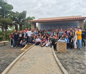 Emoção marca manhã de celebração dos 30 anos da Comunidade Bethânia