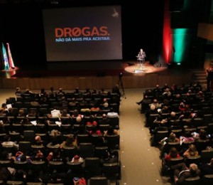Comunidade Bethânia participa do lançamento da Campanha: Drogas, não dá mais para aceitar.