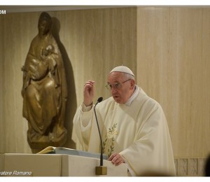 Cristãos devem evitar mundanidade, diz papa