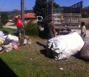 Recanto Irati recebe Projeto Eco-Troca