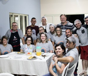 Jantar de Páscoa oferecido pelos amigos e amigas de Bethânia no Recanto São João Batista-SC