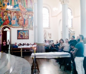 Neste momento esta sendo realizado na Igreja Matriz Nossa Senhora da Soledade, a Missa de Corpo Presente da Dona Nazaré