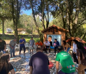 Comunidade Bethânia promove ação do Setembro Amarelo em Guarapuava PR