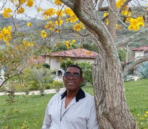 De filho a consagrado: Josias atua como moderador no Recanto de Italva, no Rio de Janeiro