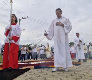 Missa de Corpus Christi acontece nessa quinta-feira, 04, às 15h, na Comunidade Bethânia