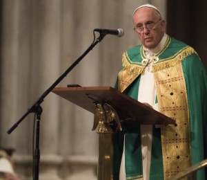 Após discurso histórico no Congresso dos EUA, Papa chega a Nova York