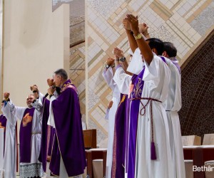 Santa Missa  com Pe. Marcelo Rossi  - Na Trilha da Cura