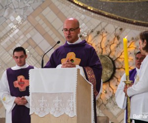 Santa Missa  com Pe. Marcelo Rossi  - Na Trilha da Cura