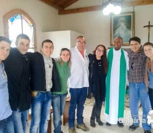 Santa Missa com Padre Vicente no Recanto Irati-PR