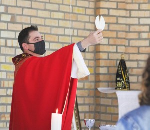 Santa Missa será aberta ao público nesta quinta-feira em SJB